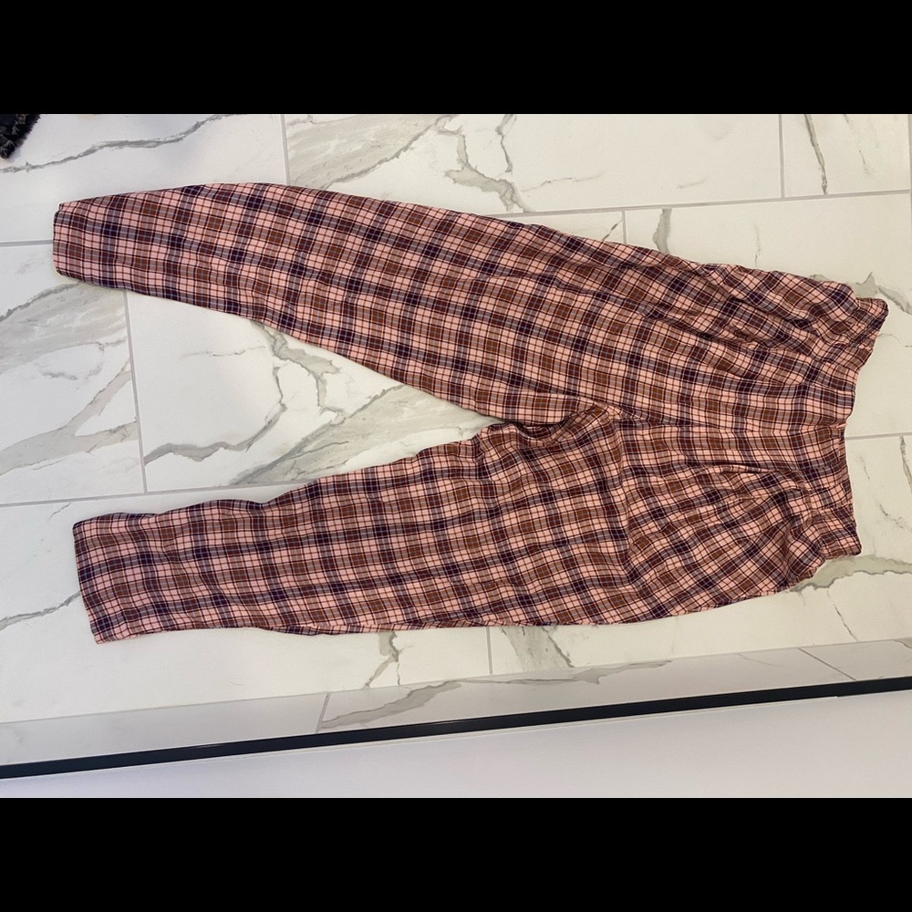 Revolve pants - Picture 2 of 2
